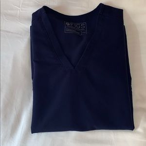 Figs Casma Top, like new!